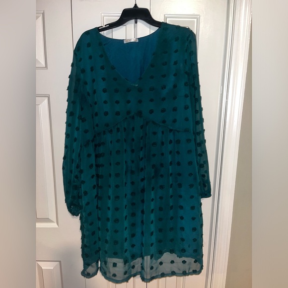Women's Green Dress Size XL - Picture 2 of 8